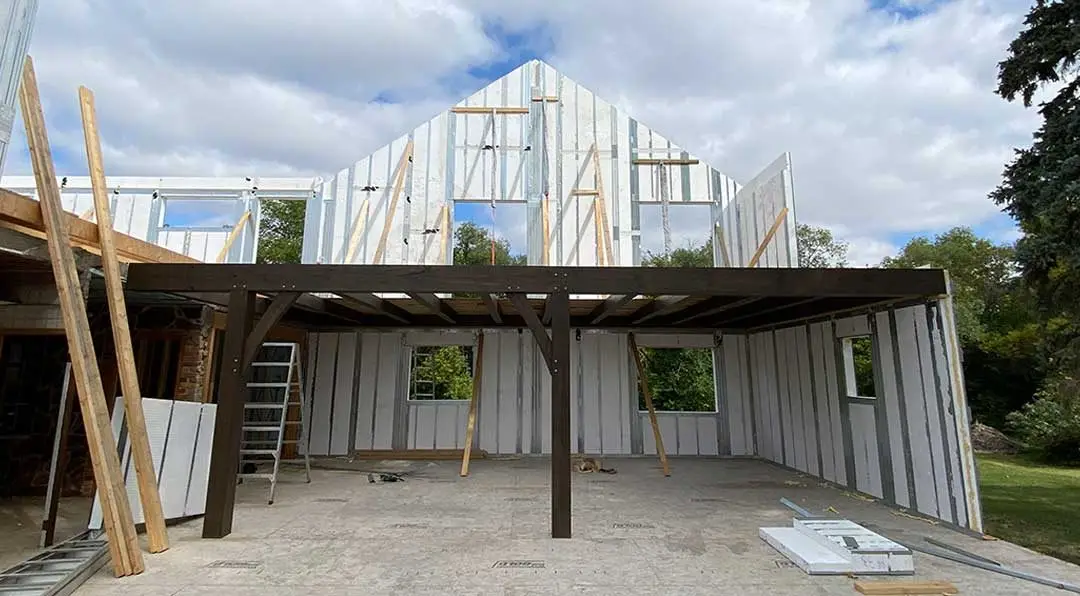 Wolf Residence